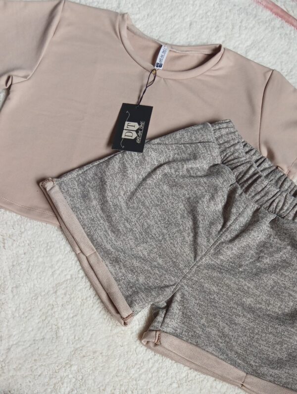 Conjunto Short Y Camiseta Corta