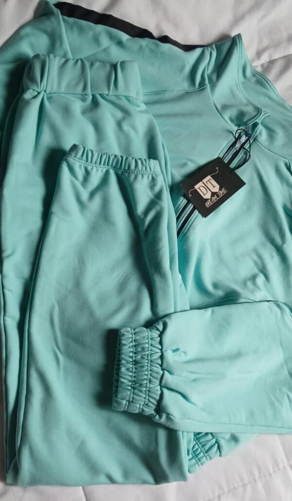 CONJUNTO VERDE Conjunto Jogger Chaqueta