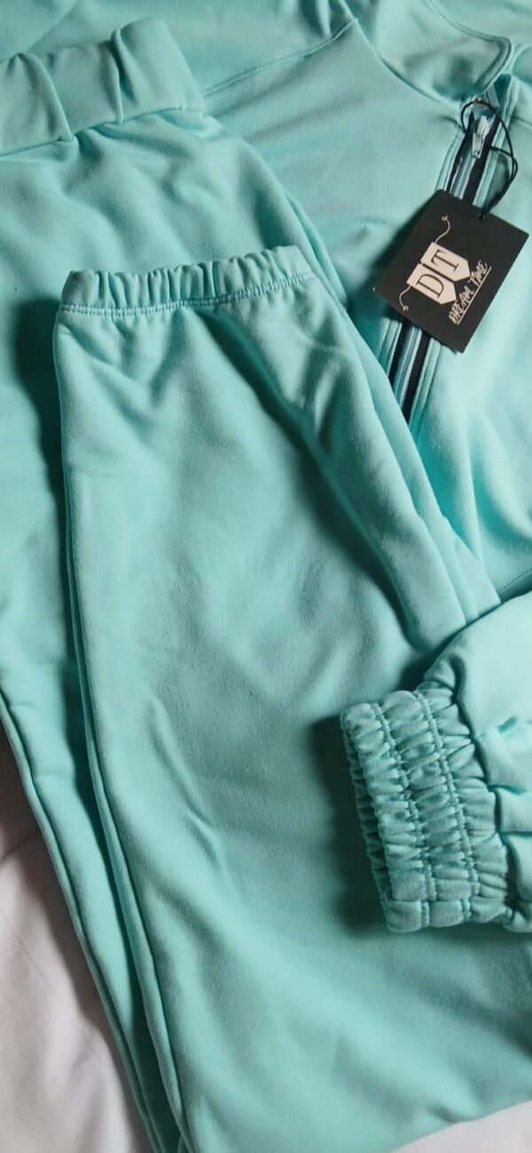 JOGGER CHAQUETA VERDE MENTA, Conjunto Jogger Chaqueta