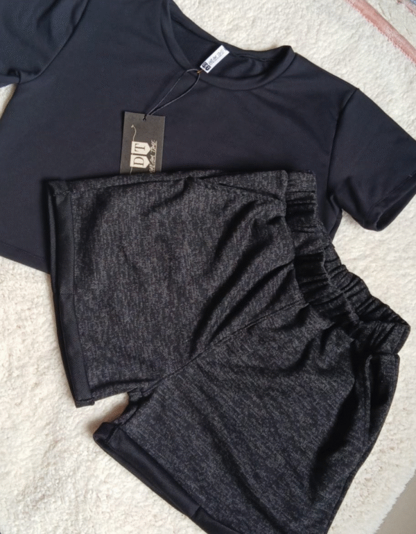 Conjunto Short Y Camiseta Corta